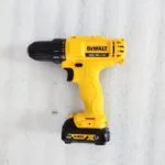 دریل شارژی ۱۲ ولت دیوالت مدل dewaltdcd700c2